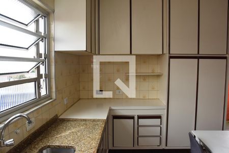 Casa para alugar com 150m², 2 quartos e 2 vagasCozinha