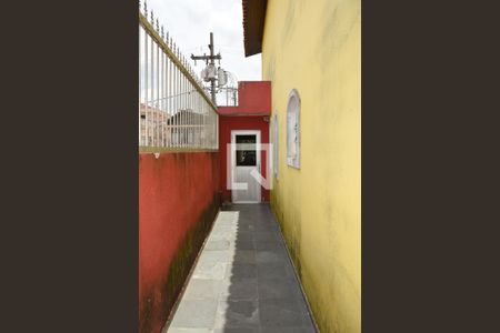 Casa para alugar com 150m², 2 quartos e 2 vagasCorredor