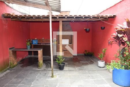 Casa para alugar com 150m², 2 quartos e 2 vagasQuintal