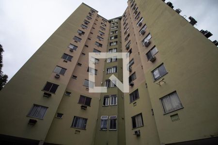 Apartamento para alugar com 48m², 2 quartos e 1 vagaFachada