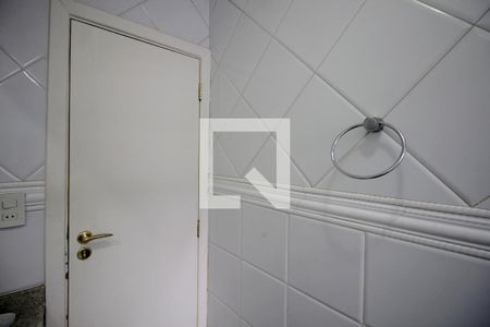Apartamento à venda com 80m², 3 quartos e 4 vagasBanheiro