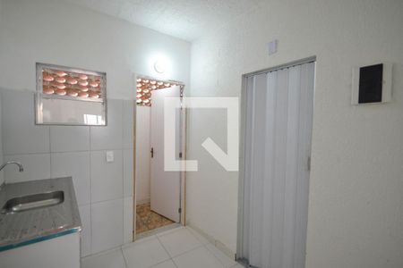 Cozinha de kitnet/studio para alugar com 1 quarto, 30m² em Cabral, Nilópolis
