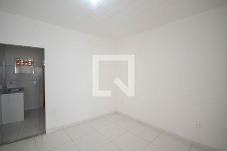 Sala/Quarto de kitnet/studio para alugar com 1 quarto, 30m² em Cabral, Nilópolis