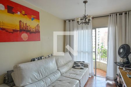 Sala de apartamento à venda com 3 quartos, 82m² em Vila Gumercindo, São Paulo