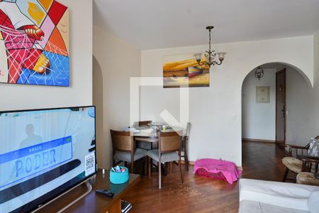 Sala de apartamento à venda com 3 quartos, 116m² em Vila Gumercindo, São Paulo