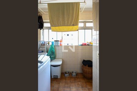 Apartamento à venda com 82m², 3 quartos e 1 vagaÁrea de Serviço