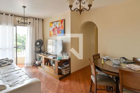 Sala de apartamento à venda com 3 quartos, 82m² em Vila Gumercindo, São Paulo