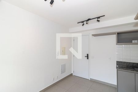 Sala de kitnet/studio para alugar com 2 quartos, 40m² em Indianópolis, São Paulo