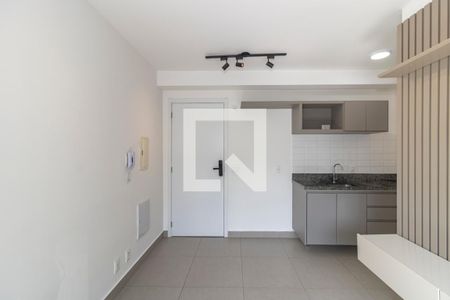 Sala de kitnet/studio para alugar com 2 quartos, 40m² em Indianópolis, São Paulo