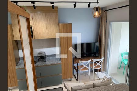 Cozinha de kitnet/studio para alugar com 1 quarto, 25m² em Butantã, São Paulo