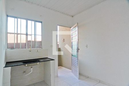Cozinha de casa para alugar com 1 quarto, 25m² em Sítio Morro Grande, São Paulo