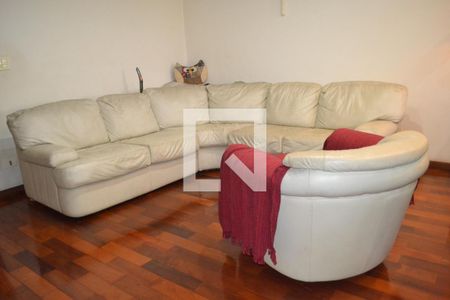 Apartamento à venda com 220m², 3 quartos e 4 vagasSala