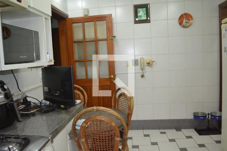 Apartamento à venda com 220m², 3 quartos e 4 vagasCozinha