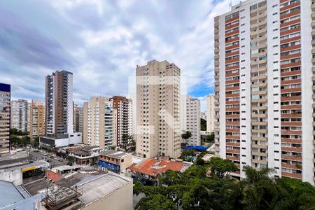 Vista de apartamento à venda com 2 quartos, 82m² em Indianópolis, São Paulo