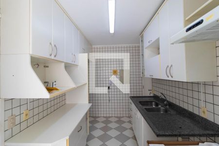 Apartamento à venda com 109m², 3 quartos e 2 vagasCozinha