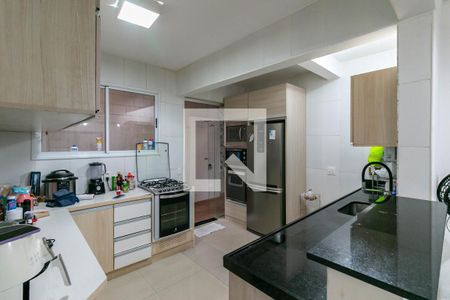 Cozinha de casa de condomínio à venda com 3 quartos, 126m² em Cabeceira, Nova Lima