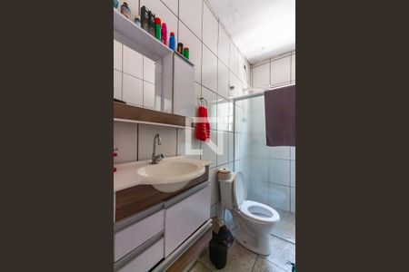 Casa à venda com 200m², 4 quartos e 4 vagas Casa à venda com 200m², 4 quartos e 4 vagasBanheiro