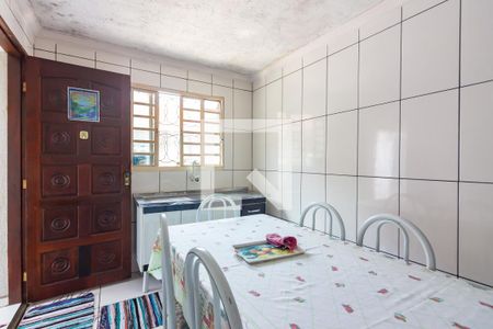 Casa à venda com 200m², 4 quartos e 4 vagas Casa à venda com 200m², 4 quartos e 4 vagasCozinha