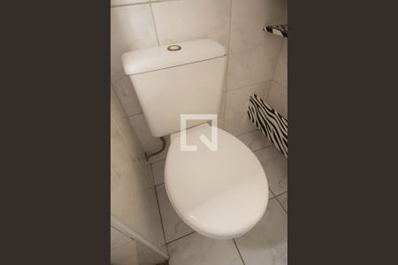 Apartamento para alugar com 72m², 2 quartos e 1 vaga Apartamento para alugar com 72m², 2 quartos e 1 vagaBanheiro da Suíte