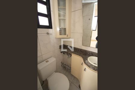 Apartamento para alugar com 72m², 2 quartos e 1 vaga Apartamento para alugar com 72m², 2 quartos e 1 vagaBanheiro da Suíte