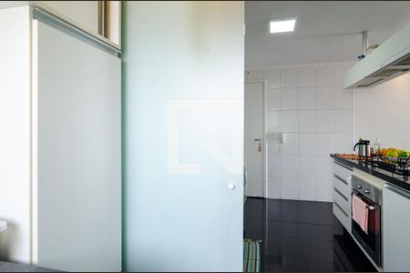 Apartamento à venda com 106m², 3 quartos e 2 vagasLavanderia