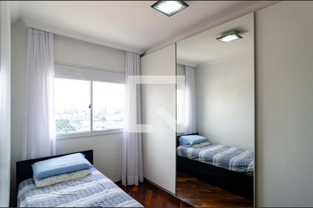 Apartamento à venda com 106m², 3 quartos e 2 vagasQuarto 2