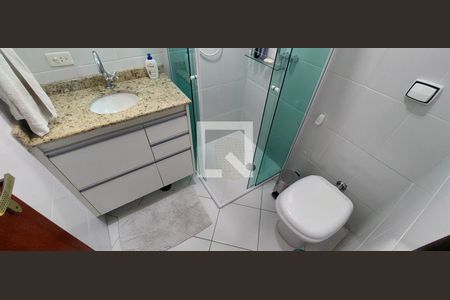 Casa à venda com 156m², 3 quartos e 2 vagasBanheiro Quarto 1 suíte