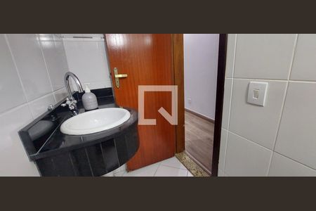 Lavabo de casa à venda com 3 quartos, 156m² em Utinga, Santo André