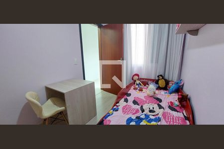 Casa à venda com 156m², 3 quartos e 2 vagasQuarto 2