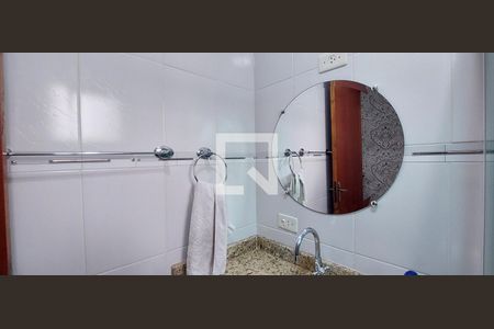 Casa à venda com 156m², 3 quartos e 2 vagasBanheiro Quarto 1 suíte