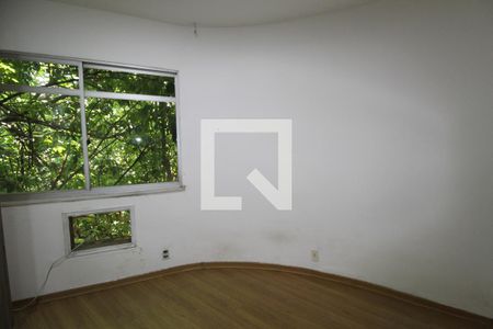 Apartamento à venda com 87m², 2 quartos e 1 vagaSuíte 