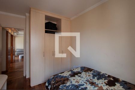 Apartamento para alugar com 75m², 3 quartos e 2 vagas Apartamento para alugar com 75m², 3 quartos e 2 vagasQuarto