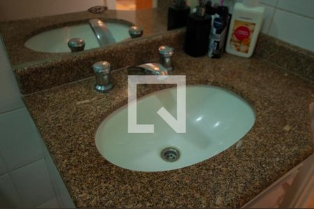 Apartamento para alugar com 75m², 3 quartos e 2 vagas Apartamento para alugar com 75m², 3 quartos e 2 vagasBanheiro Social