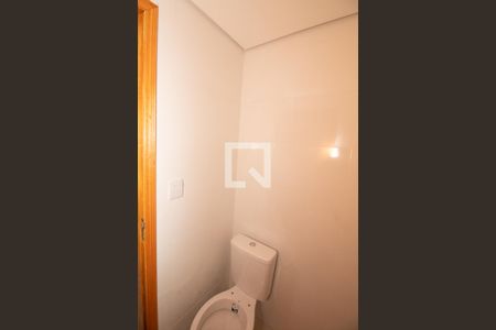 Apartamento à venda com 34m², 2 quartos e sem vaga Apartamento à venda com 34m², 2 quartos e sem vagaBanheiro Social