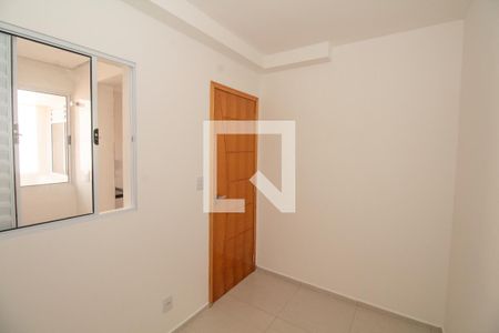 Quarto 2 de apartamento para alugar com 2 quartos, 40m² em Jardim Vila Formosa, São Paulo