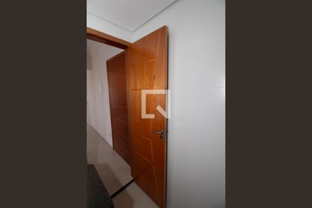 Apartamento à venda com 43m², 2 quartos e 1 vaga Apartamento à venda com 43m², 2 quartos e 1 vagaBanheiro Social