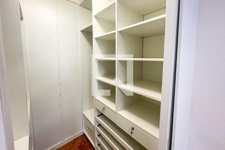 Apartamento para alugar com 101m², 2 quartos e 1 vaga Apartamento para alugar com 101m², 2 quartos e 1 vagaCloset