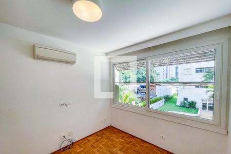 Apartamento para alugar com 101m², 2 quartos e 1 vaga Apartamento para alugar com 101m², 2 quartos e 1 vagaQuarto