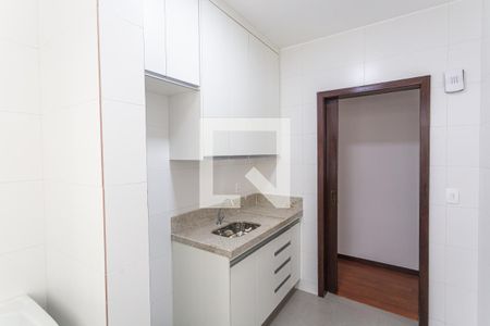 Cozinha/Área de Serviço de apartamento para alugar com 1 quarto, 80m² em Lourdes, Belo Horizonte