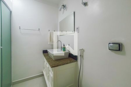 Apartamento para alugar com 80m², 3 quartos e 1 vaga Apartamento para alugar com 80m², 3 quartos e 1 vagaBanheiro