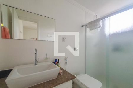 Apartamento para alugar com 80m², 3 quartos e 1 vaga Apartamento para alugar com 80m², 3 quartos e 1 vagaBanheiro da suíte