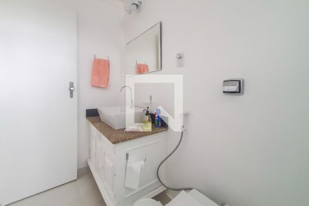 Apartamento para alugar com 80m², 3 quartos e 1 vaga Apartamento para alugar com 80m², 3 quartos e 1 vagaBanheiro da suíte