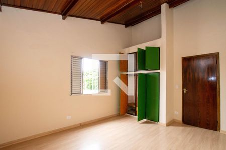 Suíte de casa para alugar com 4 quartos, 224m² em Jardim Santa Mena, Guarulhos