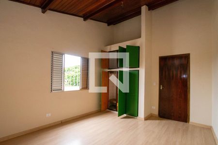 Suíte de casa para alugar com 4 quartos, 224m² em Jardim Santa Mena, Guarulhos