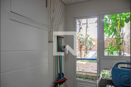 Casa à venda com 444m², 4 quartos e 7 vagasÁrea de Serviço