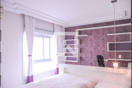 Casa à venda com 444m², 4 quartos e 7 vagasQuarto 2 - Suíte