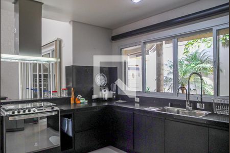 Casa à venda com 444m², 4 quartos e 7 vagasCozinha