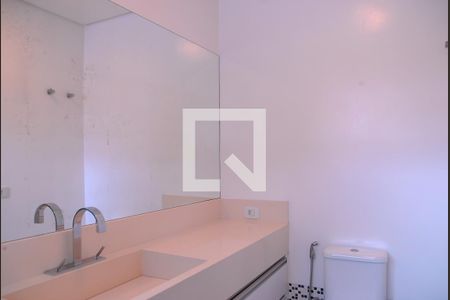 Casa à venda com 444m², 4 quartos e 7 vagasBanheiro da Suíte