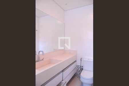 Casa à venda com 444m², 4 quartos e 7 vagasBanheiro da Suíte