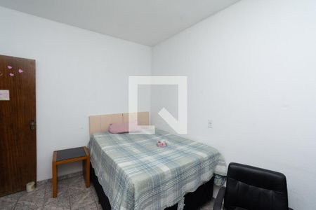 Quarto 2 de casa à venda com 3 quartos, 584m² em Regina (barreiro), Contagem